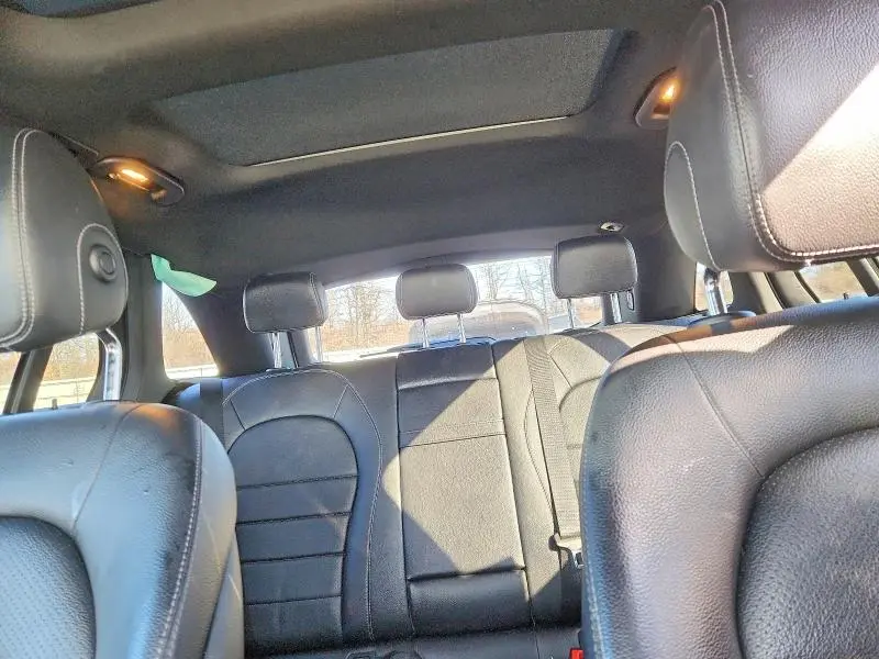 2021 MERCEDES-BENZ GLC 300 4MATIC  