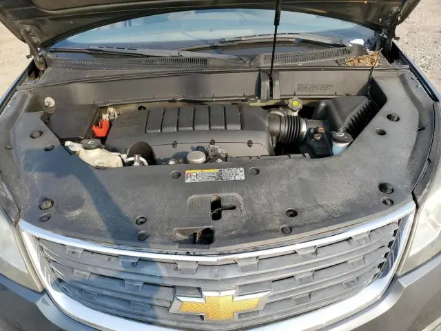 2013 CHEVROLET TRAVERSE LS  