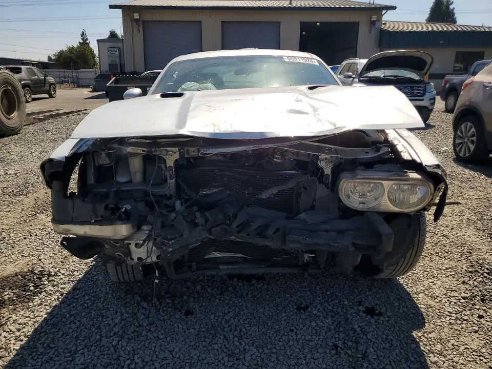 2010 DODGE CHALLENGER SE  