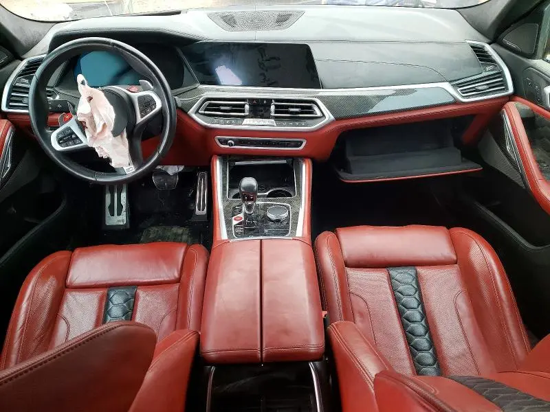 2021 BMW X6 M  