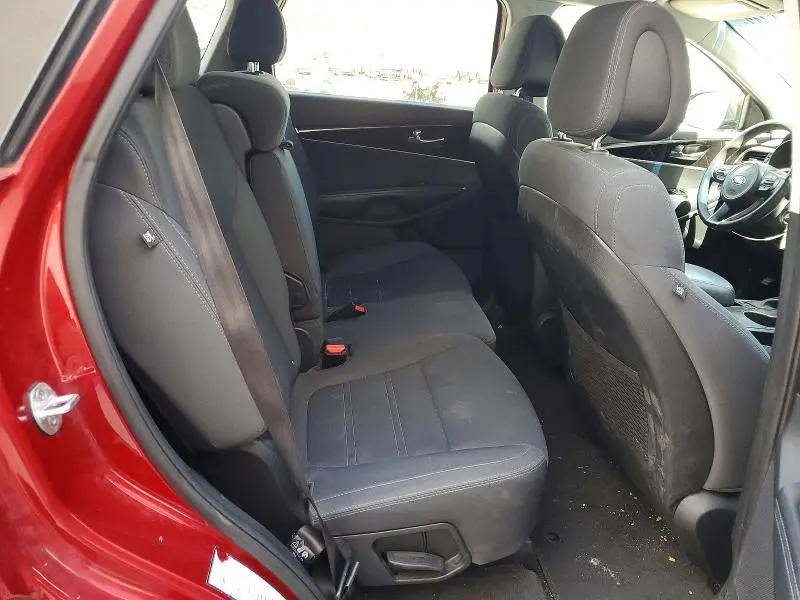 2017 KIA SORENTO LX V6  