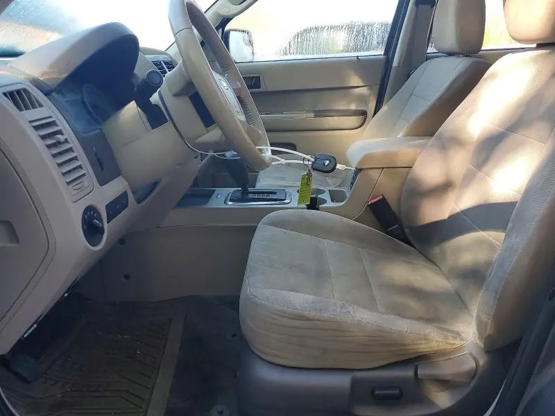 2011 FORD ESCAPE XLT  
