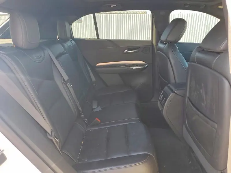 2019 CADILLAC XT4 PREMIUM LUXURY  