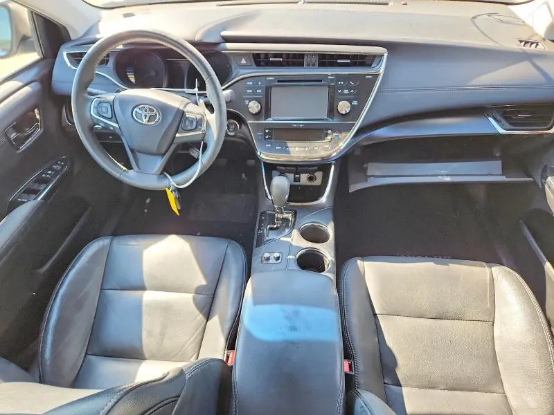 2016 TOYOTA AVALON XLE  