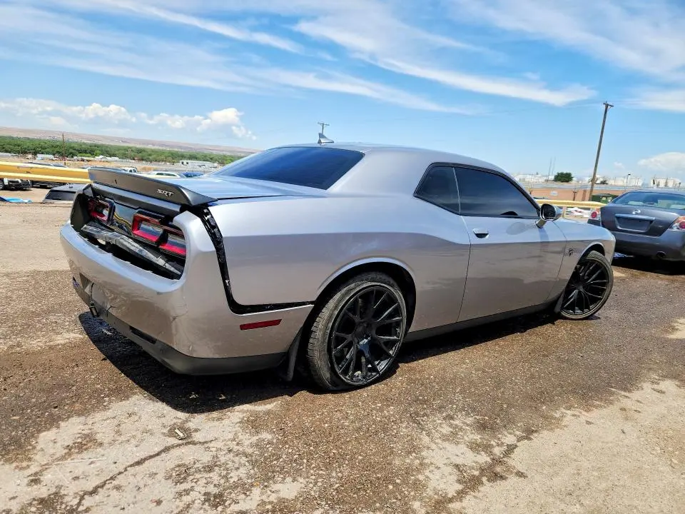 2016 DODGE CHALLENGER SRT HELLCAT  