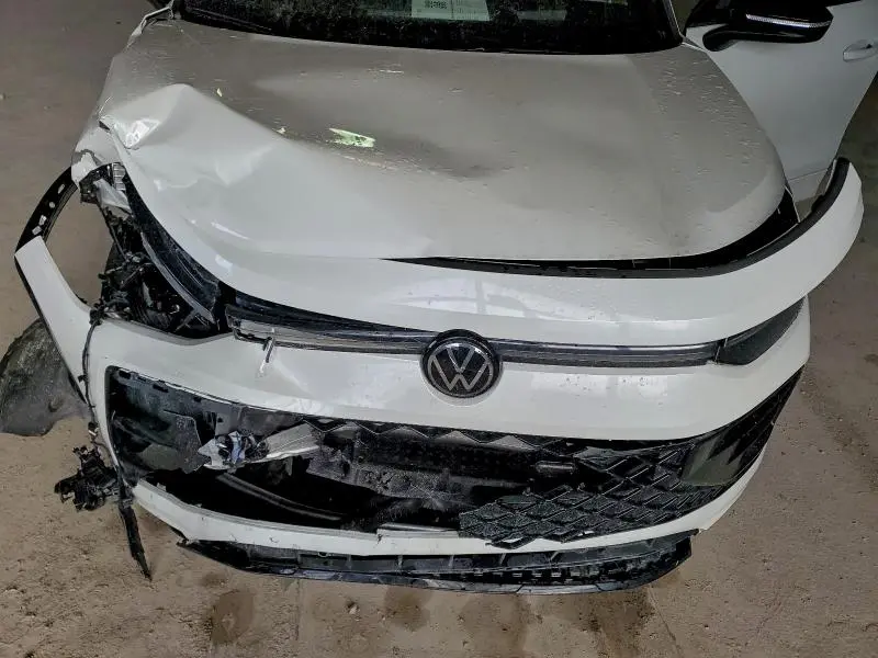 2025 VOLKSWAGEN TIGUAN SE R-LINE BLACK  