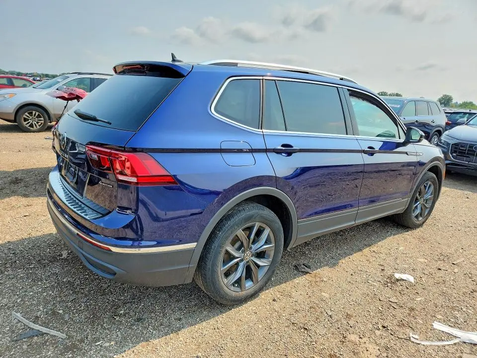 2023 VOLKSWAGEN TIGUAN SE  