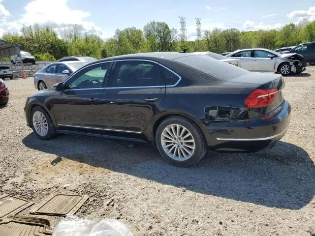 2016 VOLKSWAGEN PASSAT SE  
