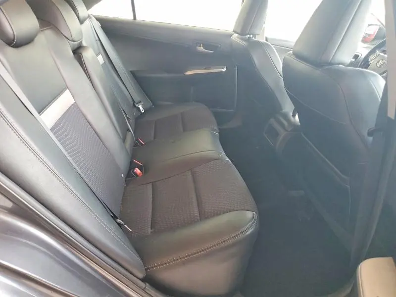 2012 TOYOTA CAMRY SE  