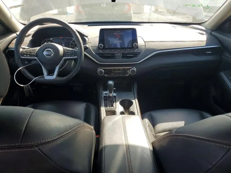 2022 NISSAN ALTIMA SR  