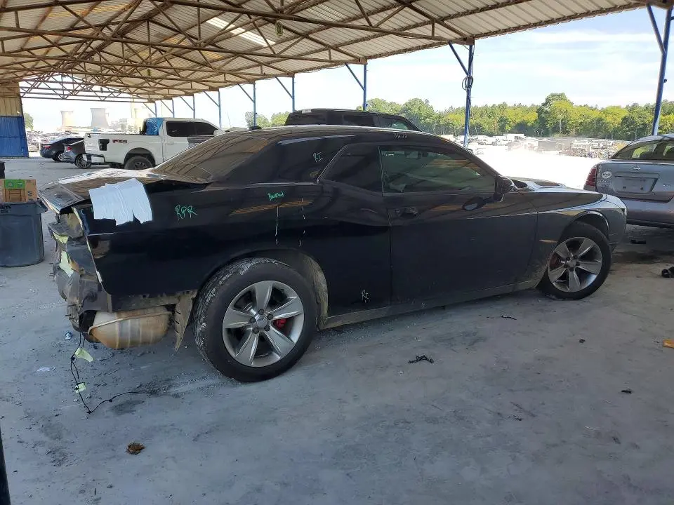 2016 DODGE CHALLENGER SXT  
