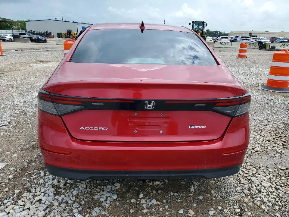2024 HONDA ACCORD LX  