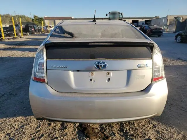 2014 TOYOTA PRIUS PLUG-IN   