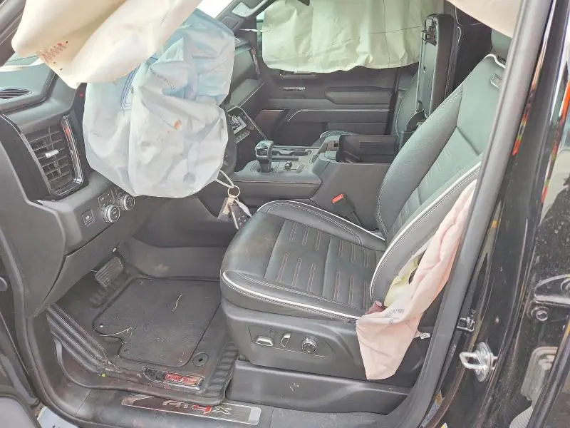 2026 GMC SIERRA K1500 AT4X  