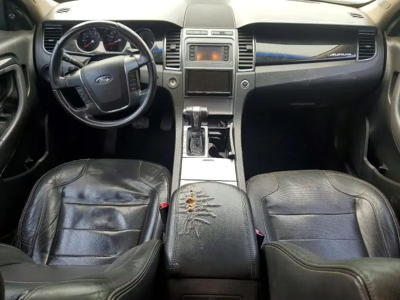2010 FORD TAURUS LIMITED  