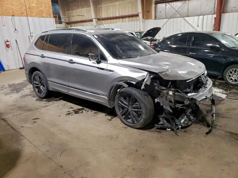 2022 VOLKSWAGEN TIGUAN SE R-LINE BLACK  