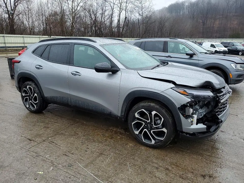 2024 CHEVROLET TRAX 2RS  