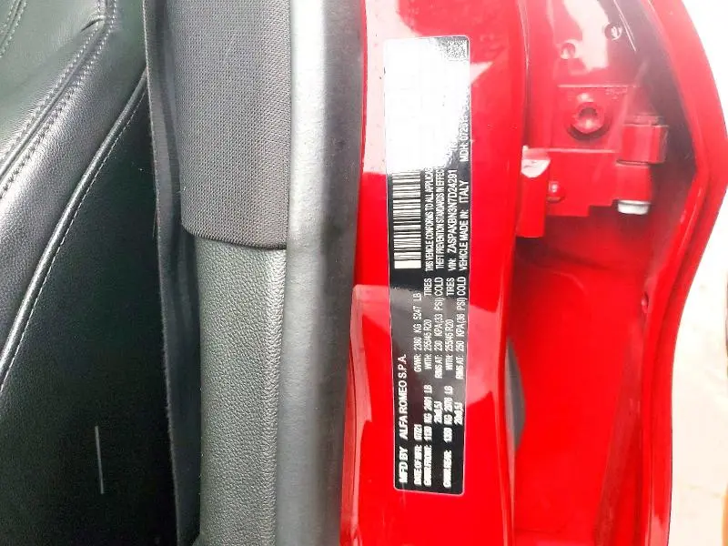 2022 ALFA ROMEO STELVIO TI  