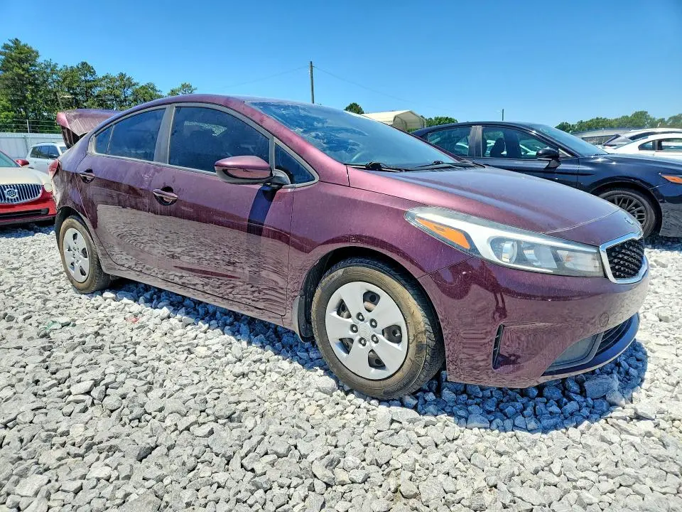 2018 KIA FORTE LX  