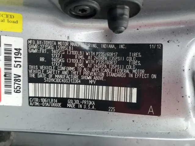 2013 TOYOTA SIENNA XLE