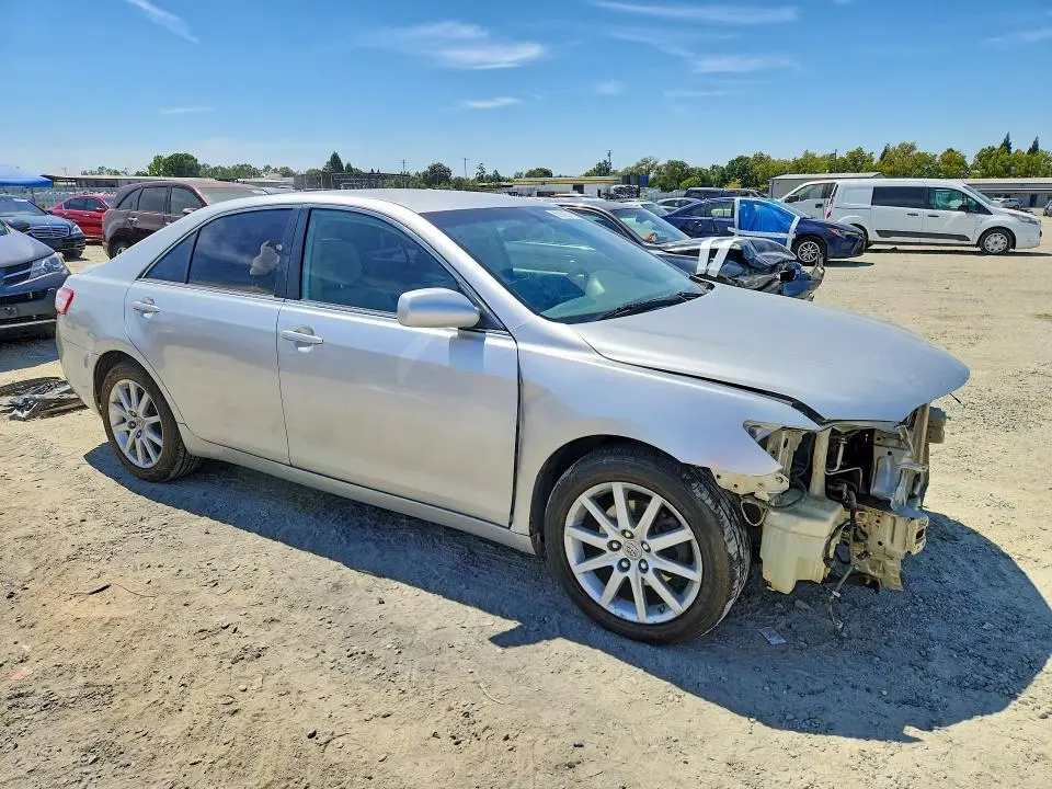 2011 TOYOTA CAMRY LE  