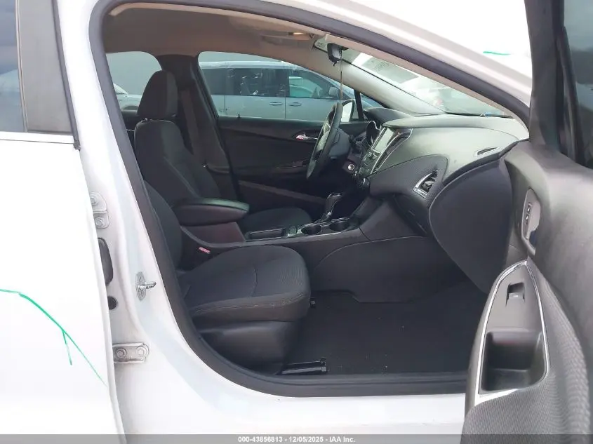 2017 CHEVROLET CRUZE LT AUTO