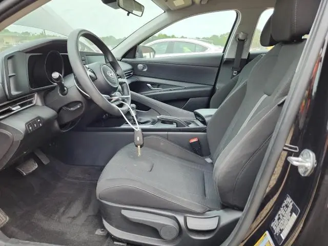 2023 HYUNDAI ELANTRA SE