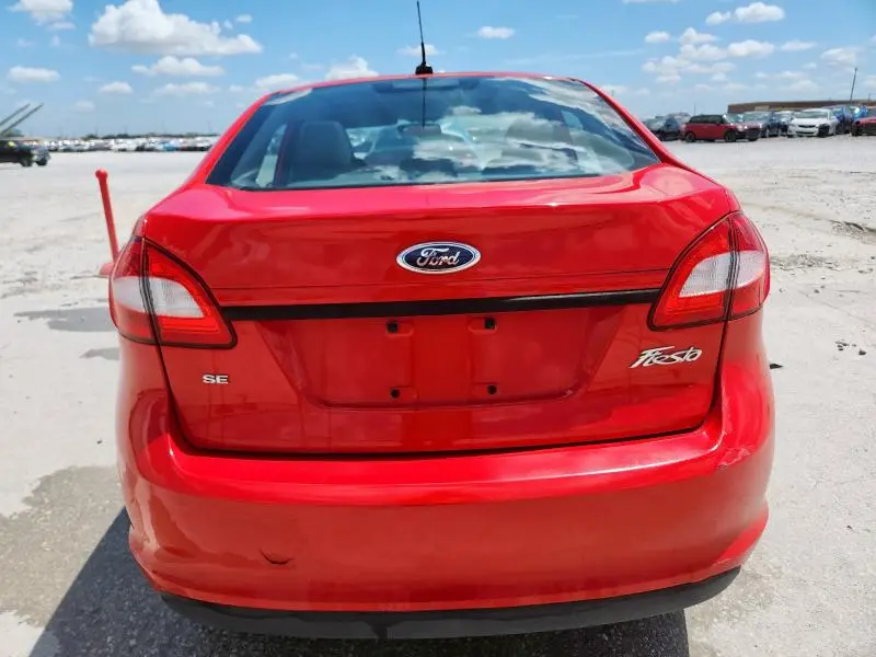 2013 FORD FIESTA SE  