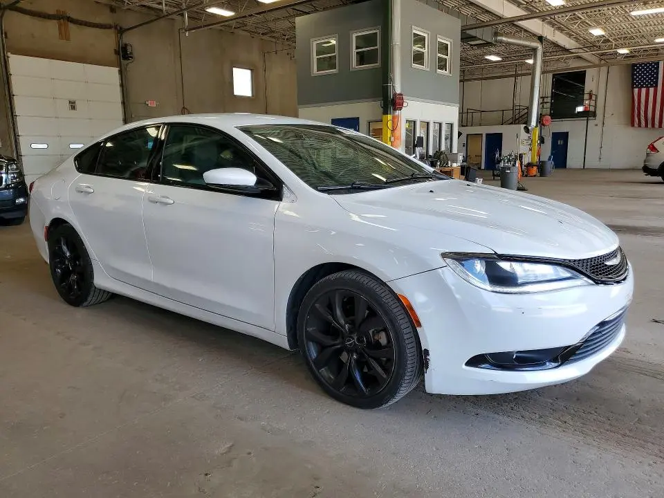 2015 CHRYSLER 200 S  