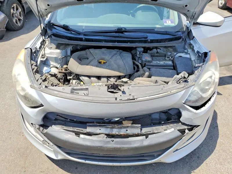 2013 HYUNDAI ELANTRA GT BASE  