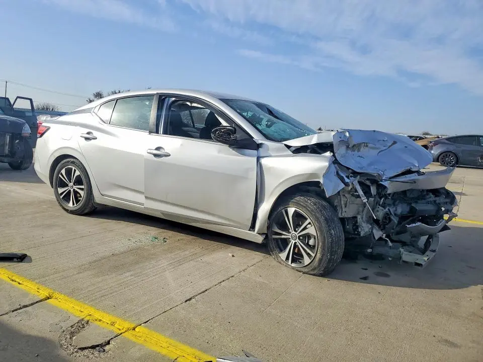 2021 NISSAN SENTRA SV  