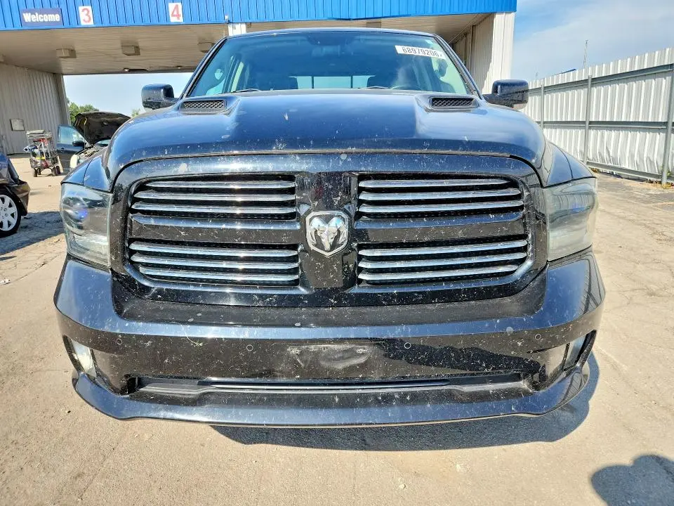 2015 RAM 1500 SPORT  