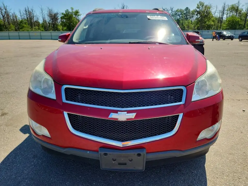 2012 CHEVROLET TRAVERSE LT  