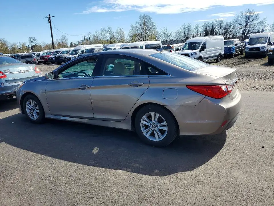 2014 HYUNDAI SONATA GLS  