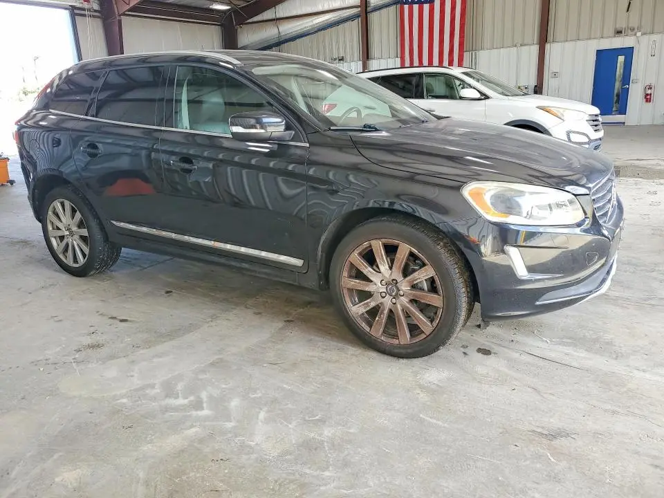 2017 VOLVO XC60 T5 INSCRIPTION  