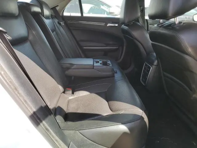 2020 CHRYSLER 300 LIMITED  