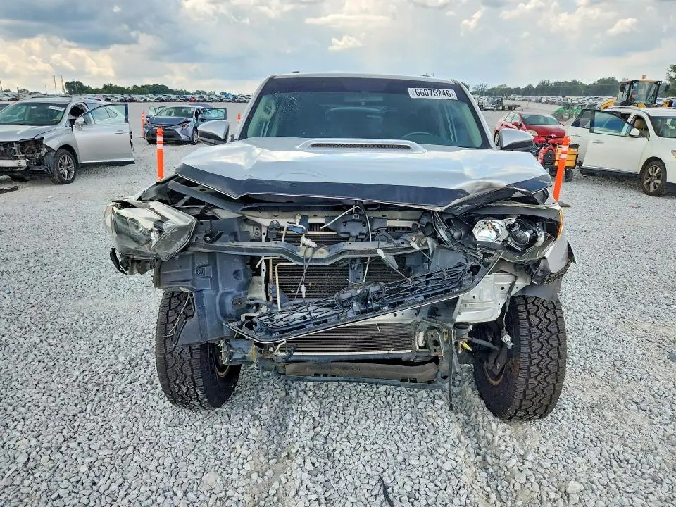 2016 TOYOTA 4RUNNER TRAIL  