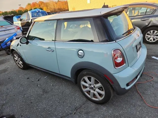2011 MINI COOPER S  