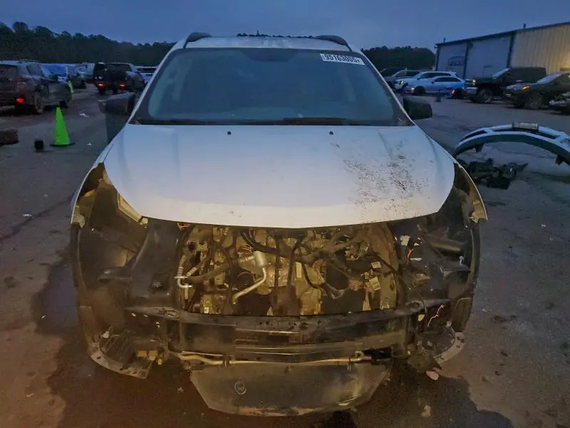 2017 CHEVROLET TRAVERSE LS  