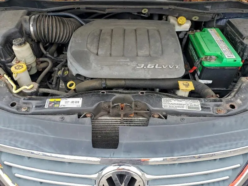 2013 VOLKSWAGEN ROUTAN SE  