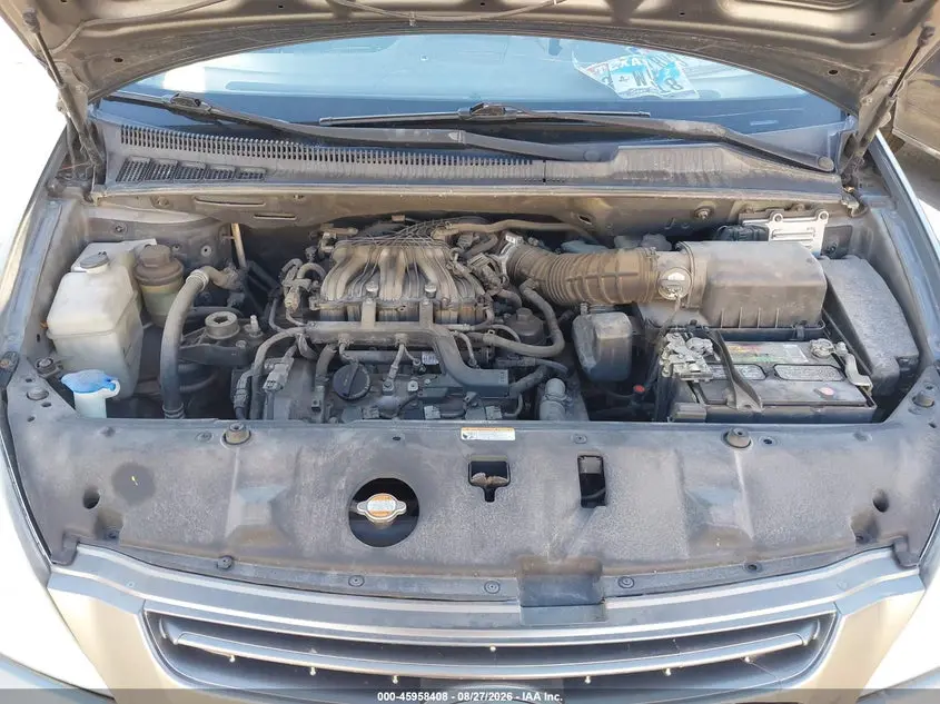 2010 KIA SEDONA LX