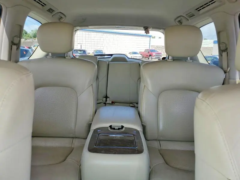 2015 INFINITI QX80 BASE  