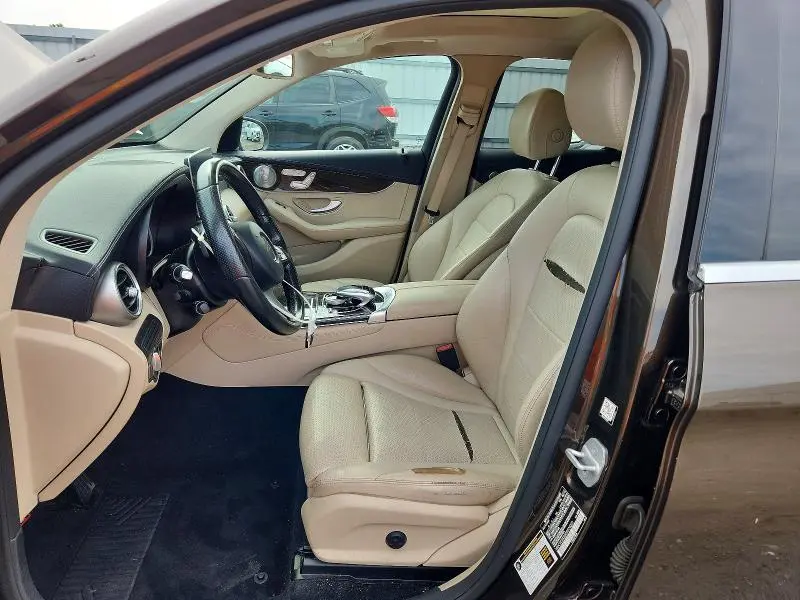 2016 MERCEDES-BENZ GLC 300 4MATIC  