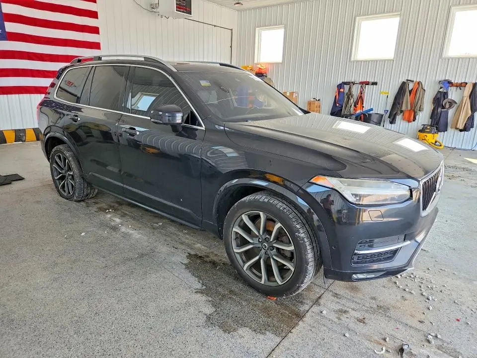 2017 VOLVO XC90 T6  