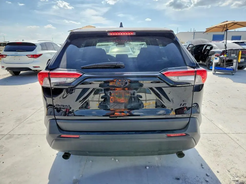 2025 TOYOTA RAV4 LE  