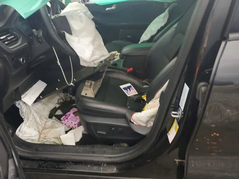 2025 FORD ESCAPE ST LINE  
