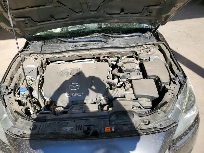 2017 MAZDA 3 TOURING  