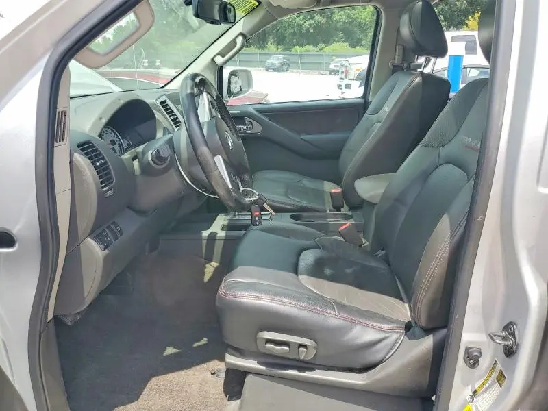 2012 NISSAN FRONTIER S  