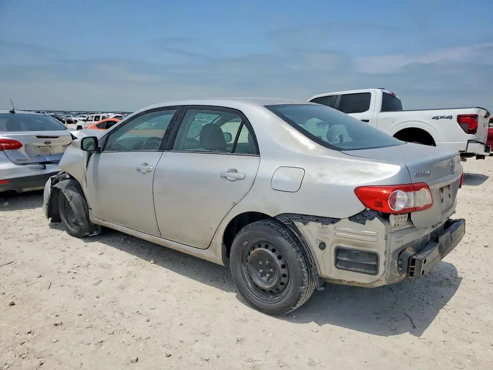 2012 TOYOTA COROLLA LE  