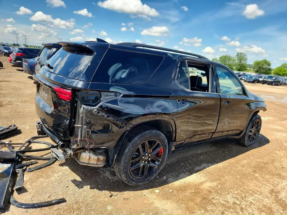 2022 CHEVROLET TRAVERSE PREMIER  
